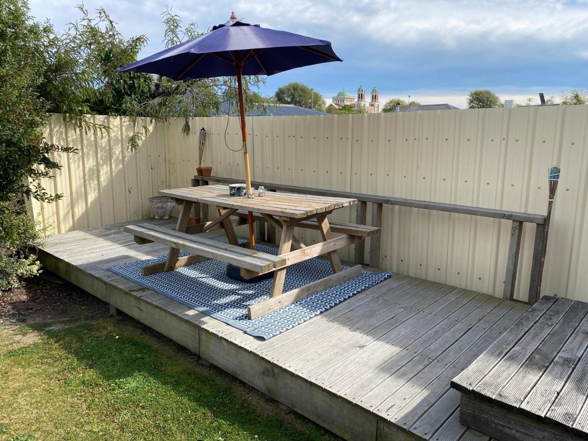 Wee Blue Bnb- Central Cosy Villa Timaru Esterno foto