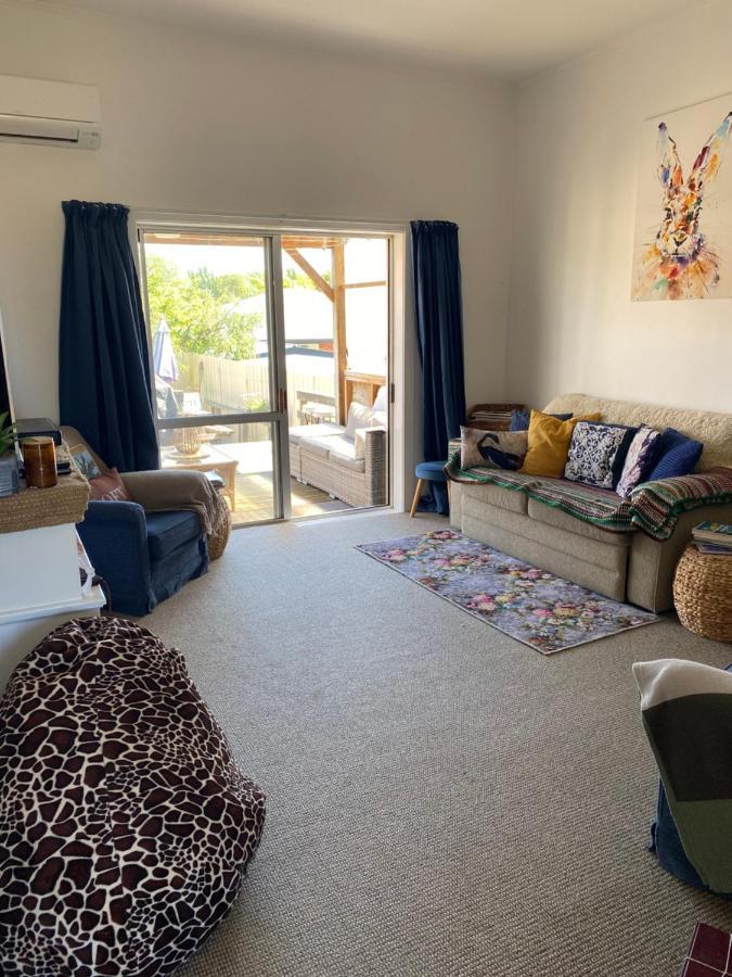 Wee Blue Bnb- Central Cosy Villa Timaru Esterno foto