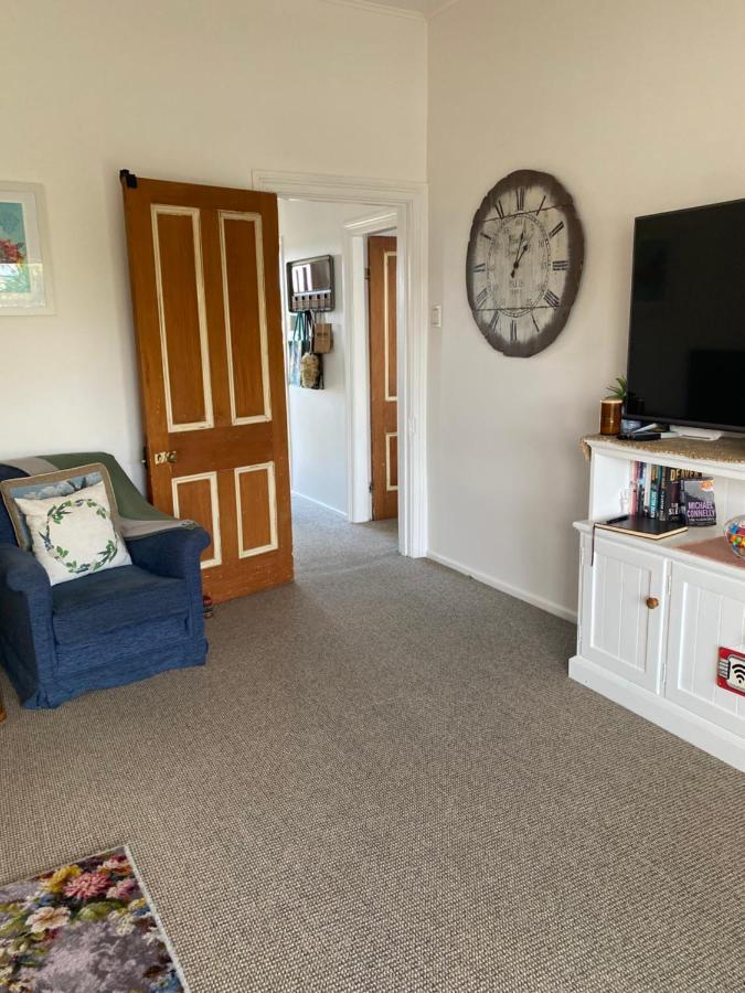 Wee Blue Bnb- Central Cosy Villa Timaru Esterno foto